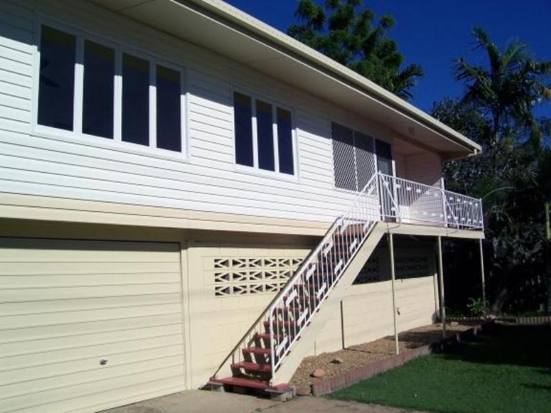 10 Ellimatta Avenue, Cranbrook QLD 4814