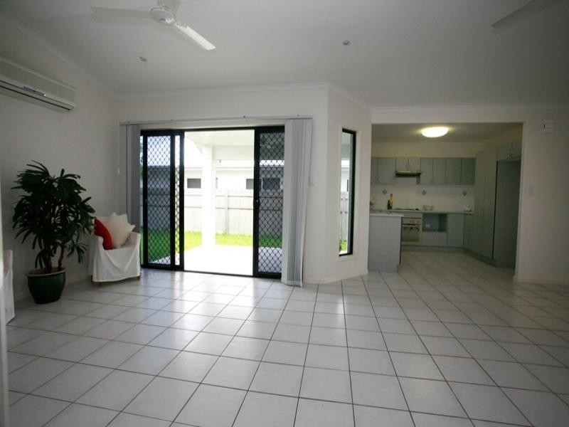 18 Springbrook Parade, Idalia QLD 4811