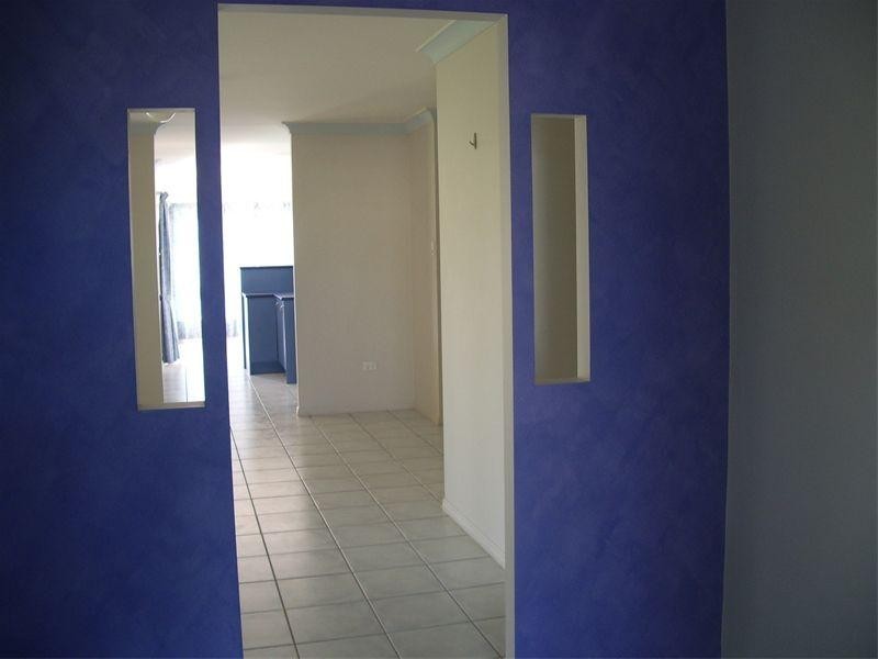 33 Lomond Street, Kirwan QLD 4817