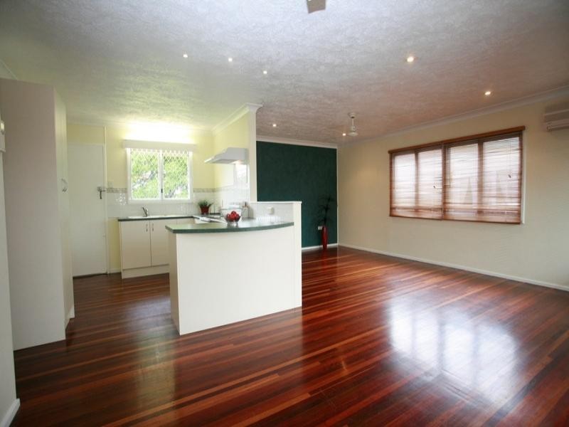 68 Ackers Street, Hermit Park QLD 4812