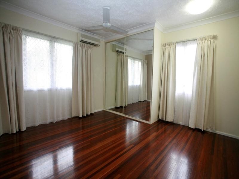 68 Ackers Street, Hermit Park QLD 4812