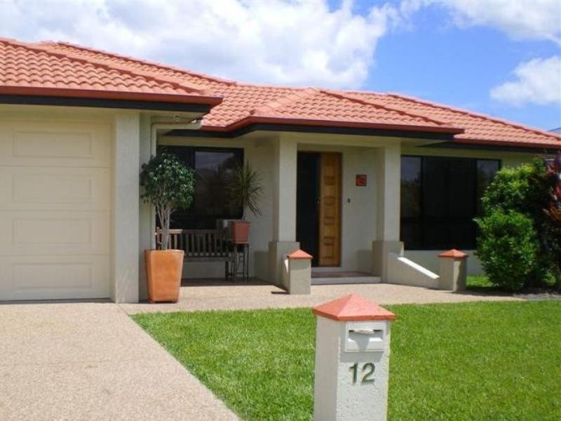 12 Squires Crescent, Kirwan QLD 4817