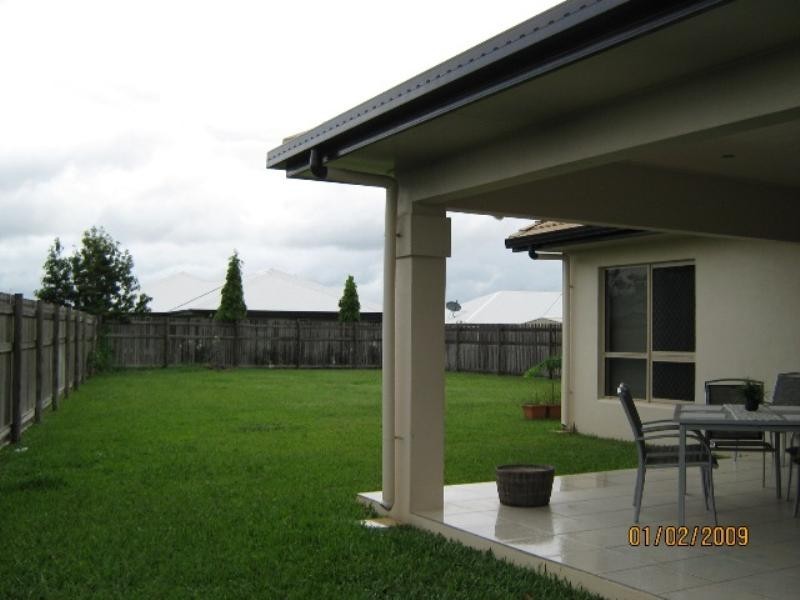 3 Crinum Way, Mount Louisa QLD 4814