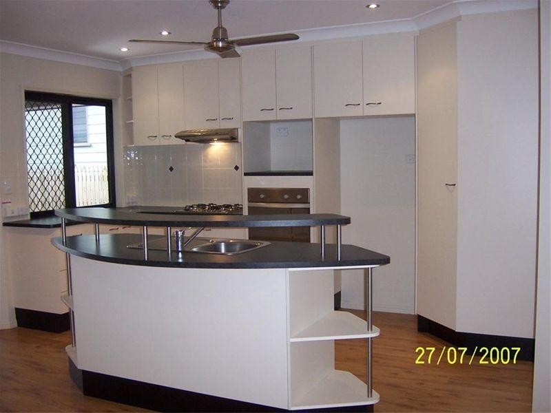 19 Sheerwater Parade, Douglas QLD 4814