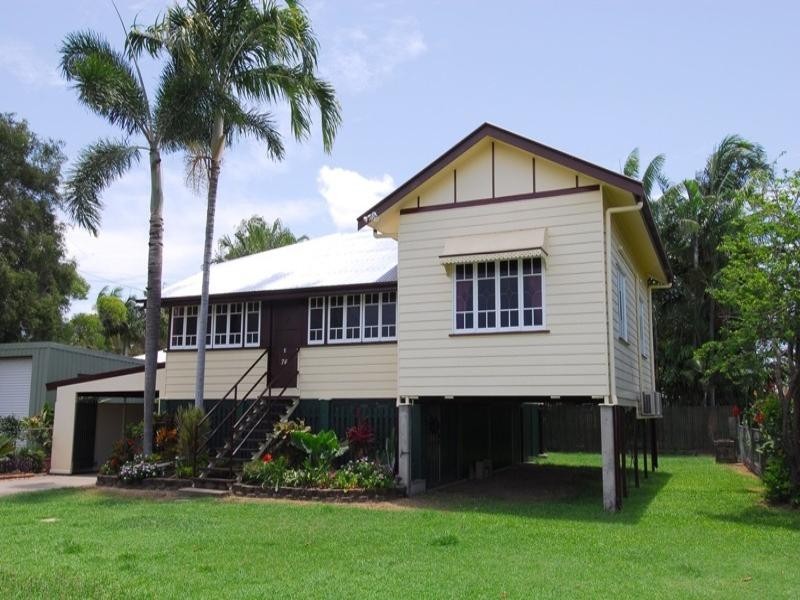 76 Philp Street, Hermit Park QLD 4812