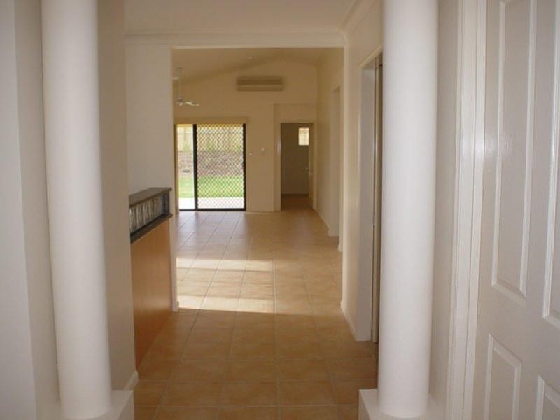 17 Goshawk Street, Douglas QLD 4814