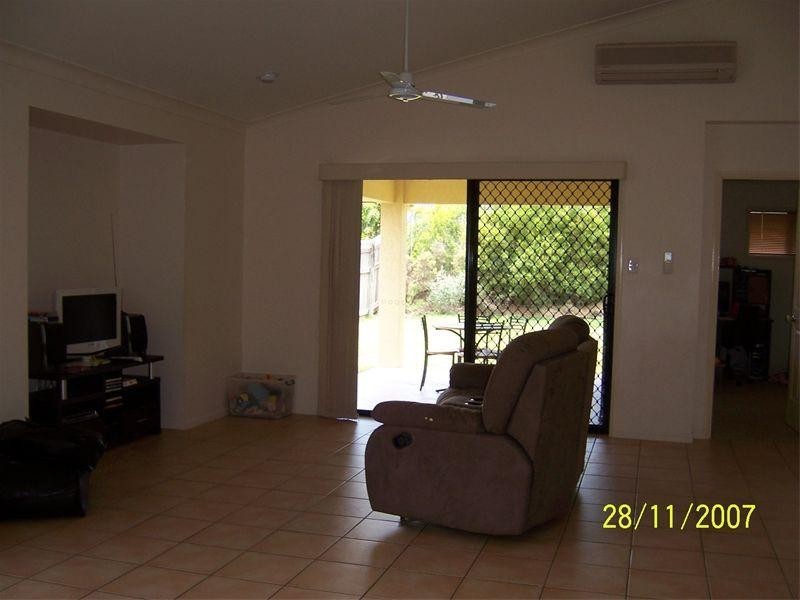 17 Goshawk Street, Douglas QLD 4814