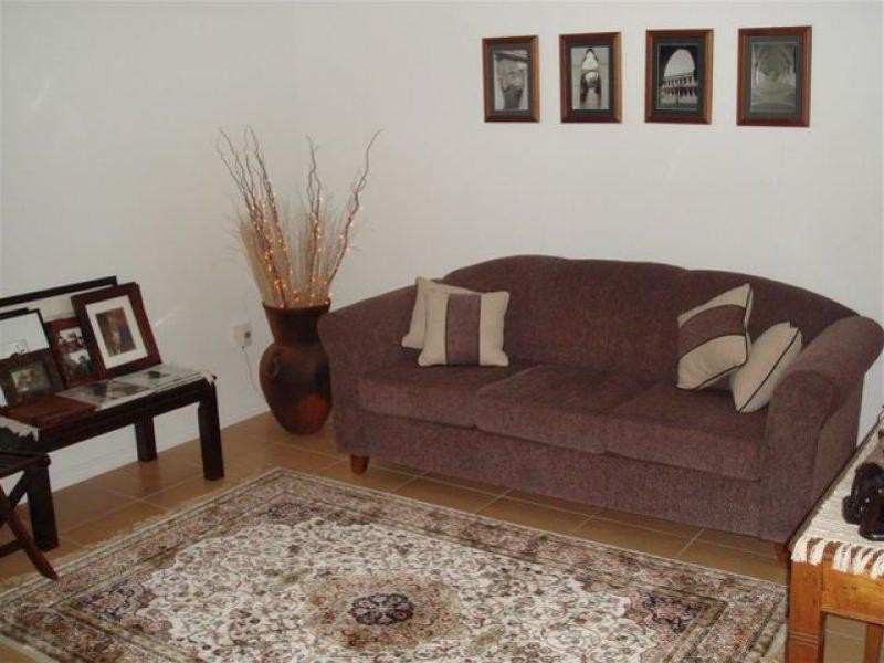 11 Scholars Place, Douglas QLD 4814