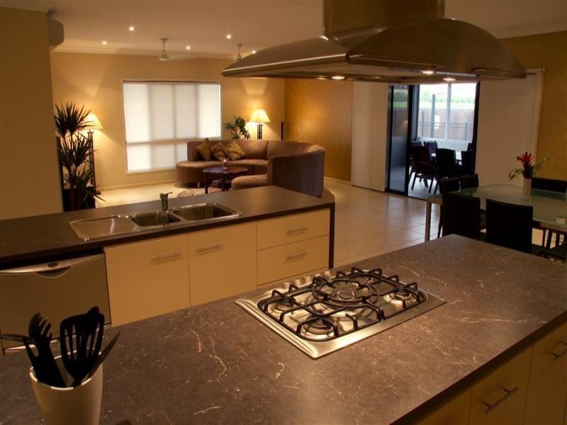 51 Hasty Street ‘Greenview’, Mount Louisa QLD 4814