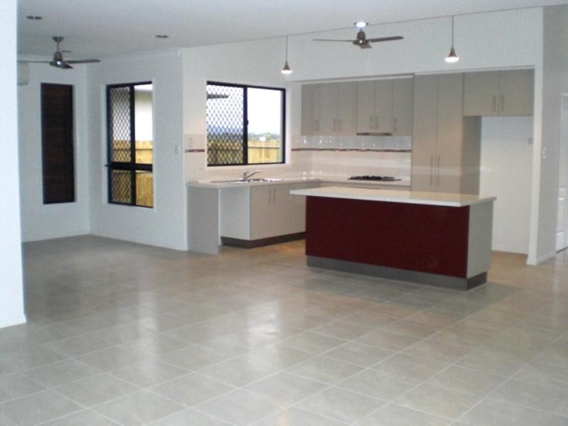 18 Waterstone Terrace, Idalia QLD 4811