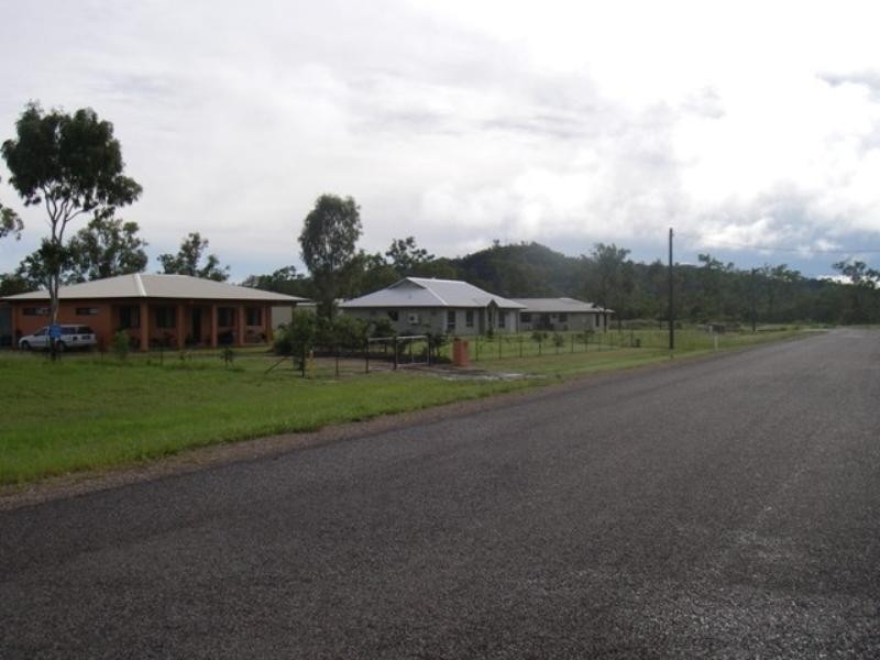 4 Blackstar Place, Black River QLD 4818