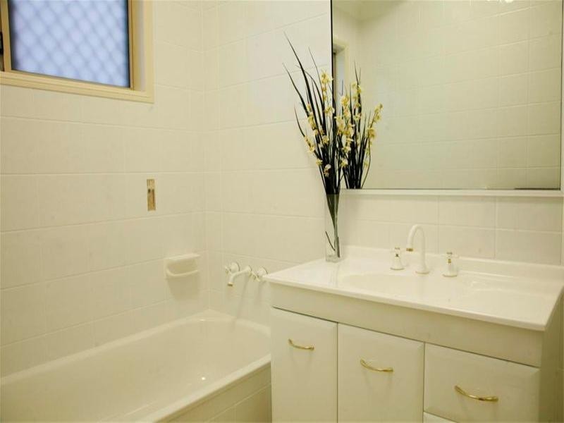 18 Somerville Place FAIRFIELD WATERS, Idalia QLD 4811