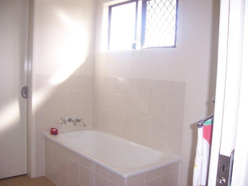 36 Elphinstone Drive, Kirwan QLD 4817