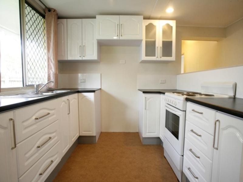 4 Leigh Street, Townsville QLD 4810