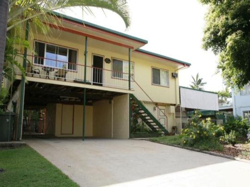 28 Julia Street, Kirwan QLD 4817