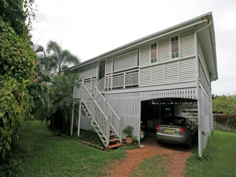 18a Sixth Avenue, South Townsville QLD 4810