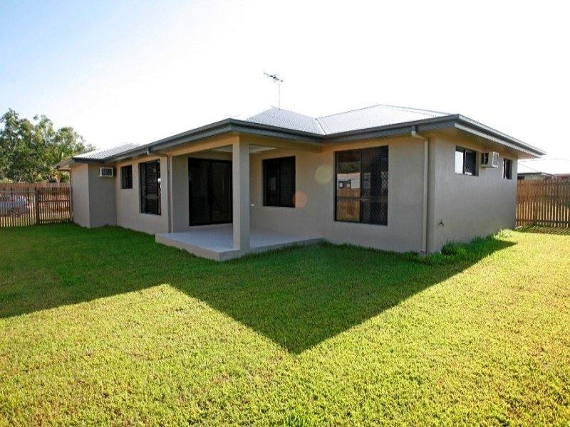 13 Trigger Court, Mount Louisa QLD 4814