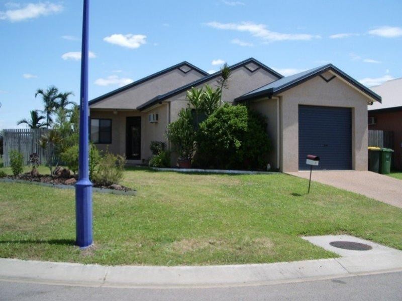 9 Butterfly Crescent, Douglas QLD 4814