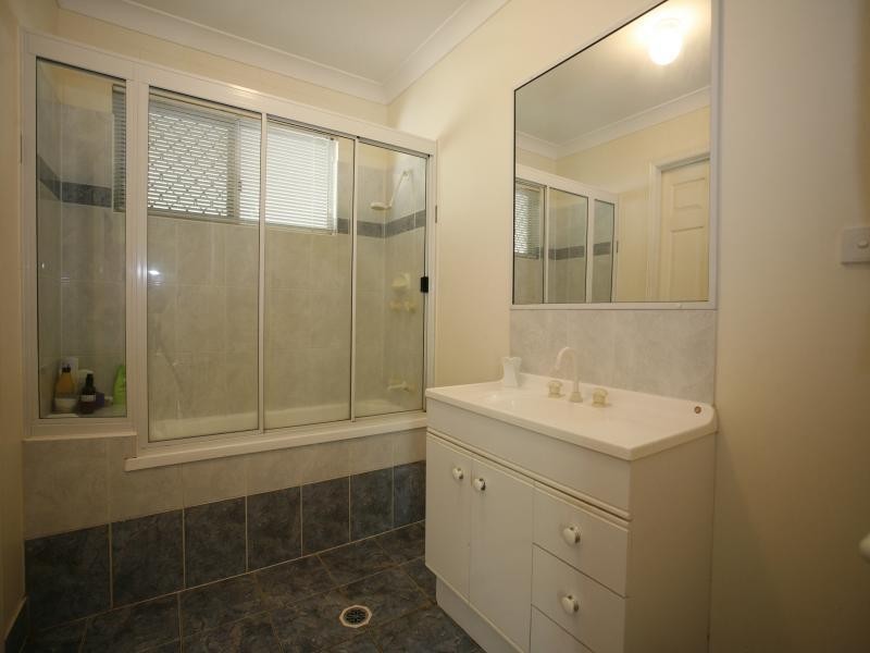 1 Gernika Court, Bushland Beach QLD 4818