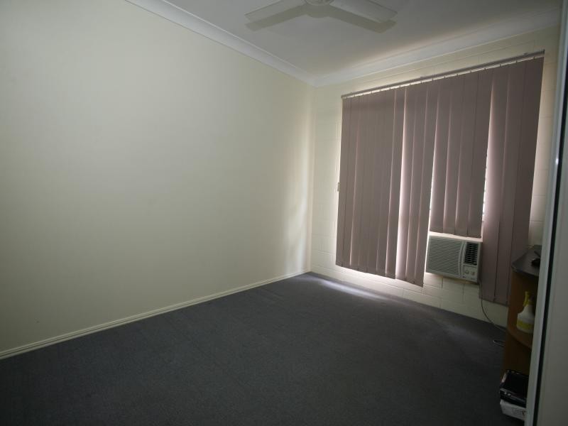 1 Gernika Court, Bushland Beach QLD 4818