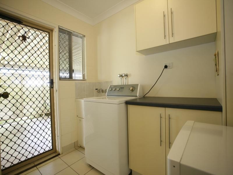 1 Gernika Court, Bushland Beach QLD 4818