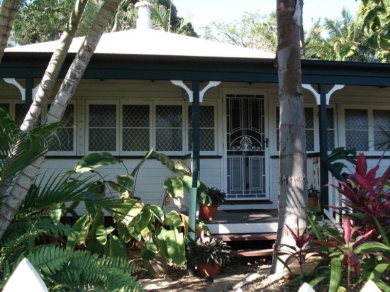 47 Ackers Street, Hermit Park QLD 4812