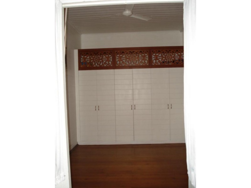 47 Ackers Street, Hermit Park QLD 4812