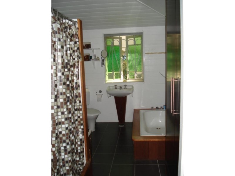 47 Ackers Street, Hermit Park QLD 4812