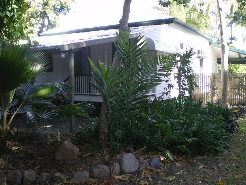 47 Ackers Street, Hermit Park QLD 4812