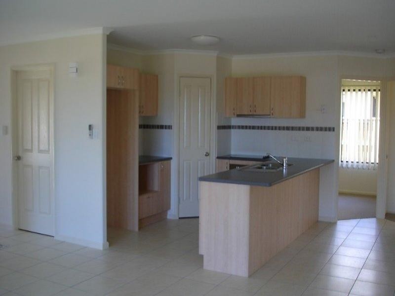 60 Woodwark Drive, Bushland Beach QLD 4818