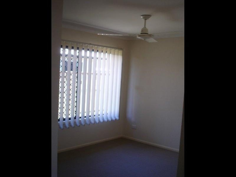 60 Woodwark Drive, Bushland Beach QLD 4818