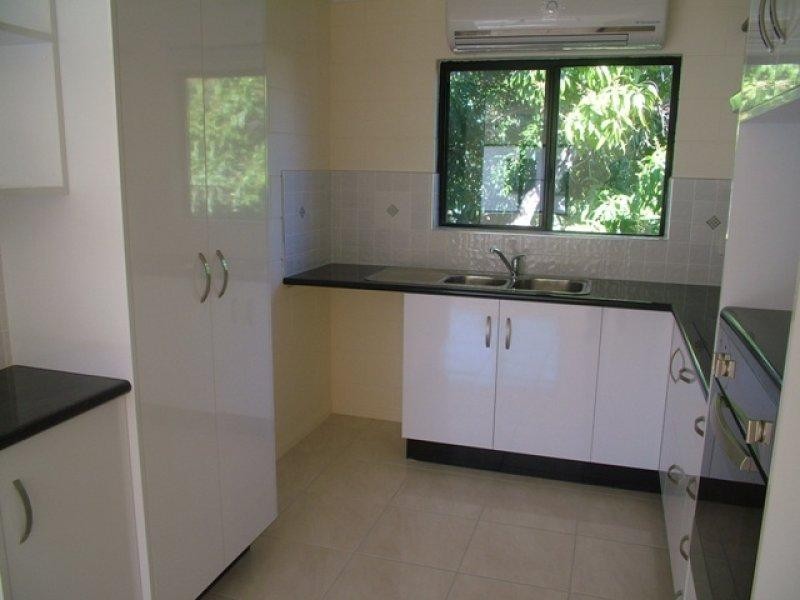 28 Norris Street, Hermit Park QLD 4812