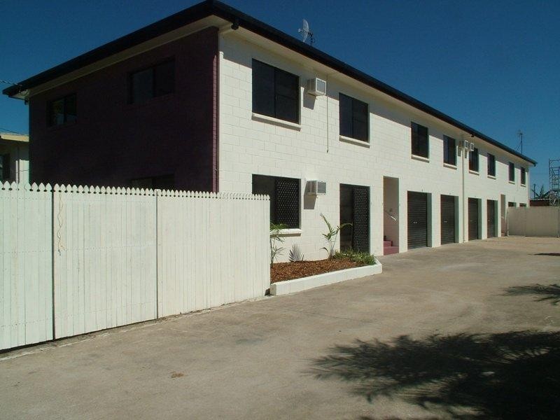 28 Norris Street, Hermit Park QLD 4812