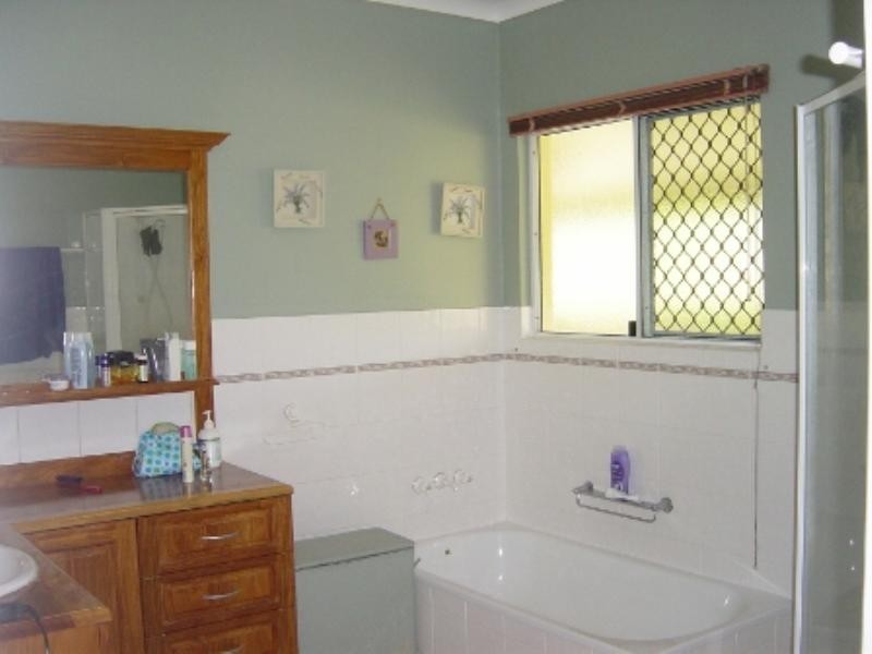 82 Dunlop Street, Kelso QLD 4815