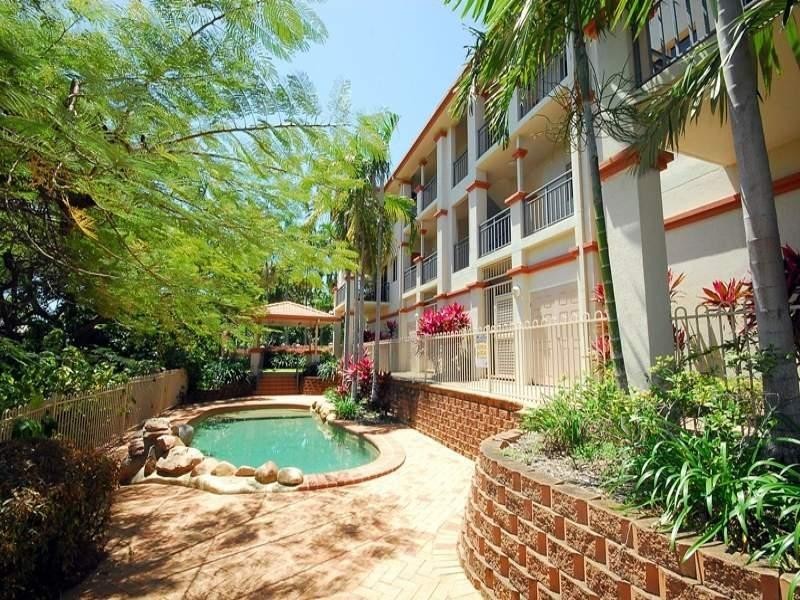 8/23-25 Willmett Street, Townsville City QLD 4810