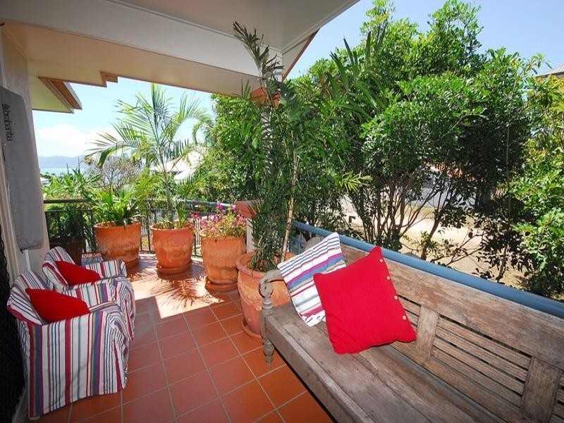 8/23-25 Willmett Street, Townsville City QLD 4810