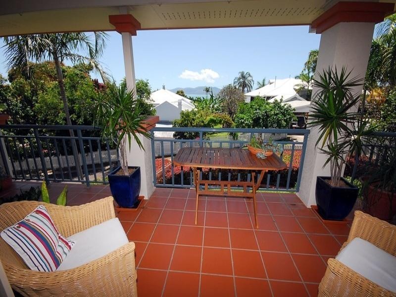 8/23-25 Willmett Street, Townsville City QLD 4810
