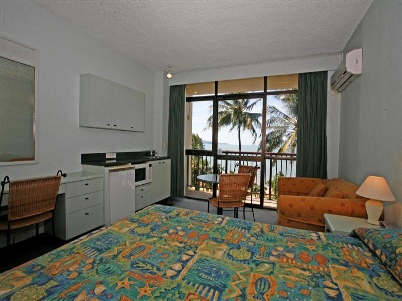 1211/ The Strand, North Ward QLD 4810