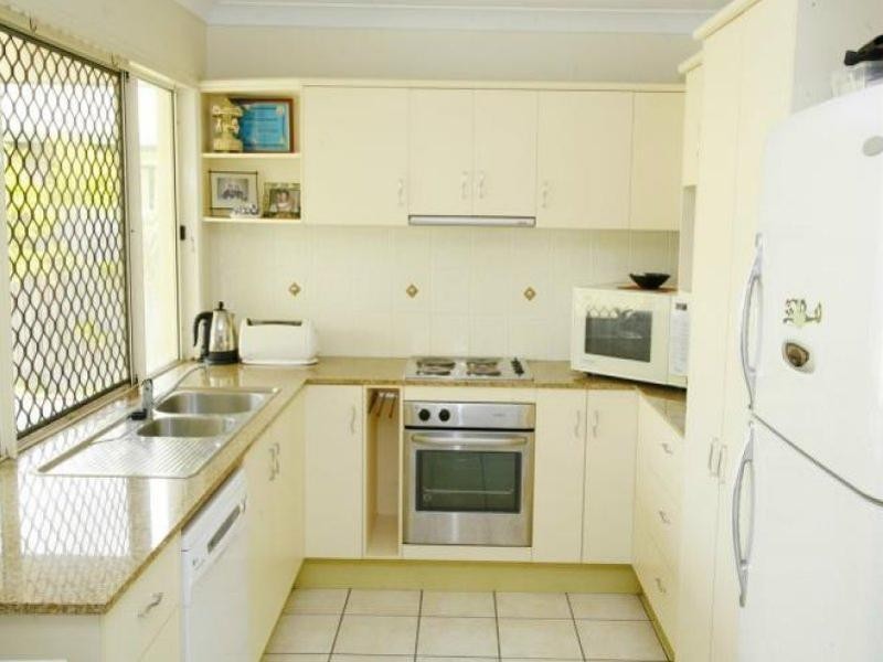 15 Lomond Street, Kirwan QLD 4817