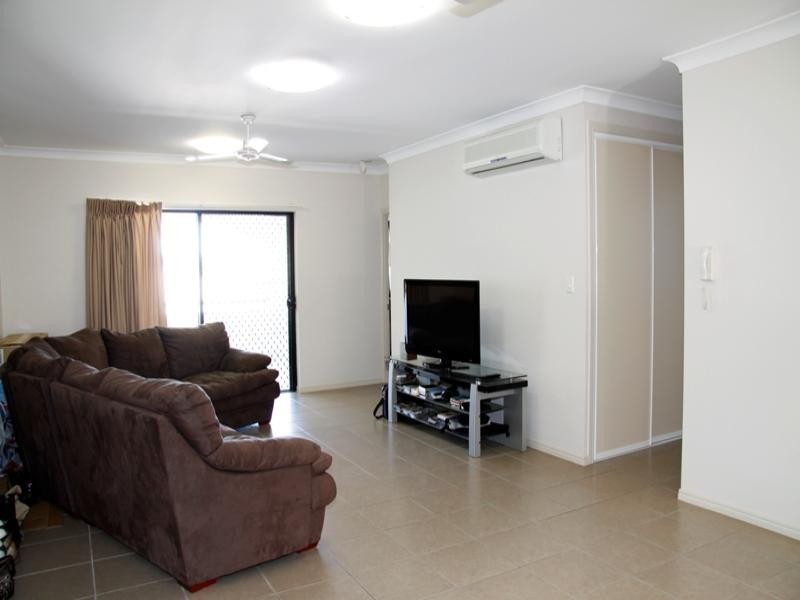 7/38 Percy Street, West End QLD 4810