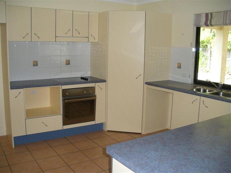 6 Monaro Circuit, Mount Louisa QLD 4814