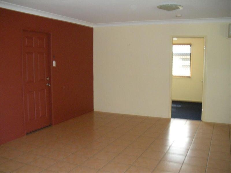 6 Monaro Circuit, Mount Louisa QLD 4814