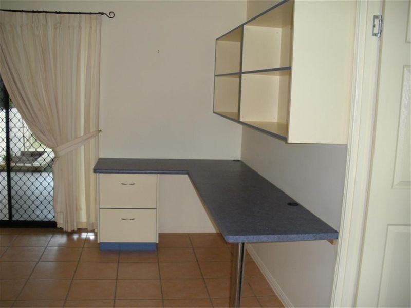 6 Monaro Circuit, Mount Louisa QLD 4814