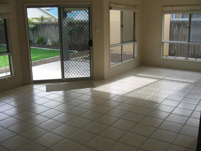 35 Marchwood Avenue, Kirwan QLD 4817