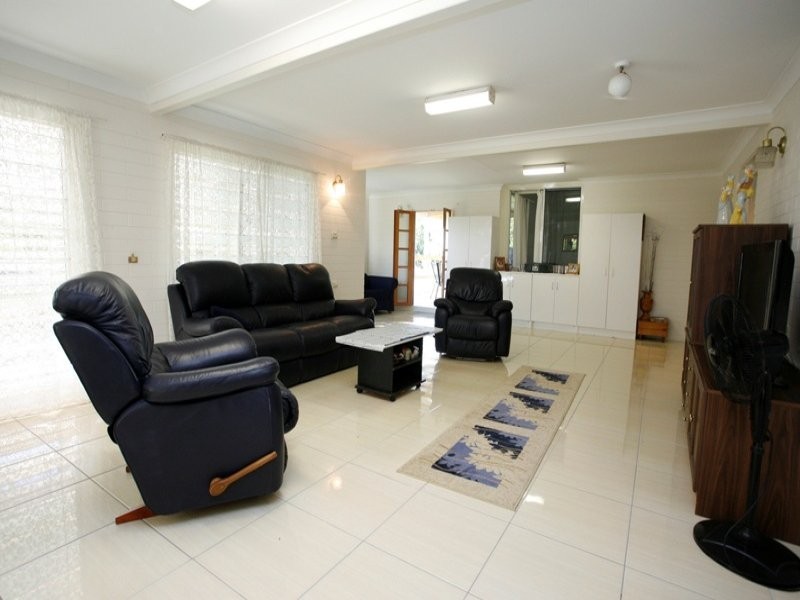 11 Burns Street, Aitkenvale QLD 4814