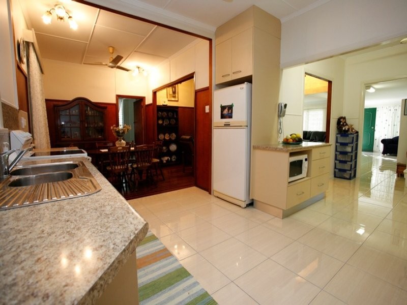 11 Burns Street, Aitkenvale QLD 4814