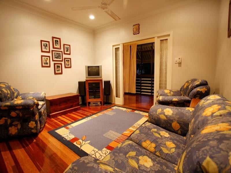 18 Wentworth Avenue, Mundingburra QLD 4812