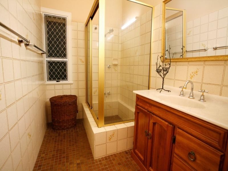 18 Wentworth Avenue, Mundingburra QLD 4812