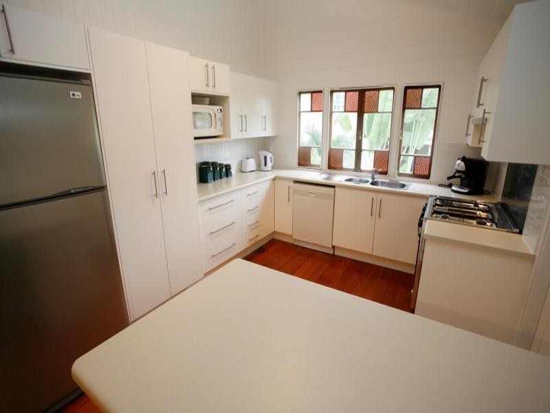 10 Edwards Street, WEST End, Townsville QLD 4810