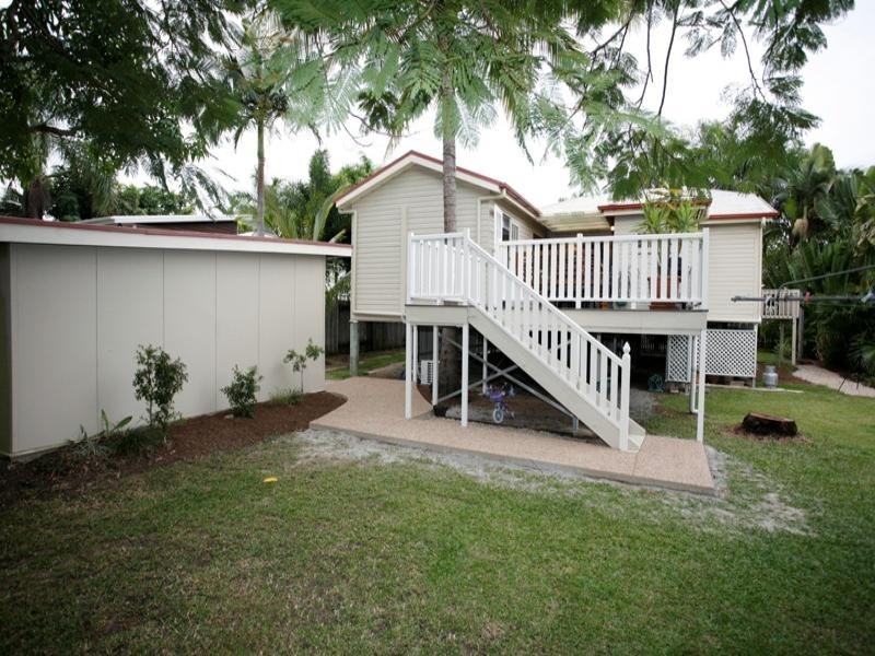10 Edwards Street, WEST End, Townsville QLD 4810